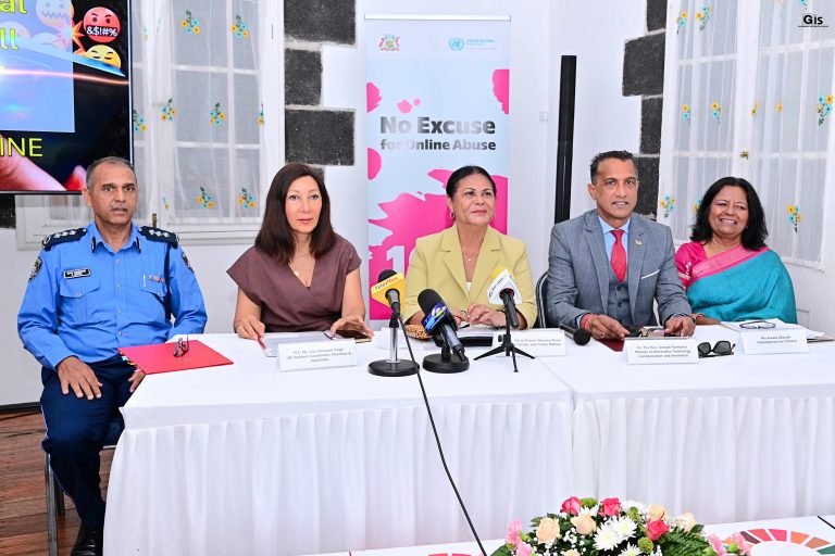 18870-batch_DSC_9317